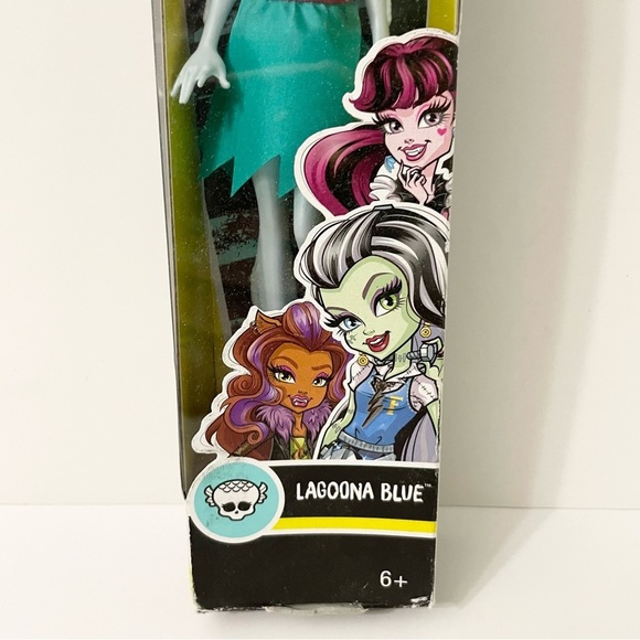 Monster High Lagoona Blue Doll Damaged Box - Picture 2 of 16